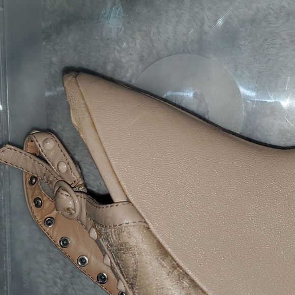 Beige platform sandal size 9 - Picture 5 of 7